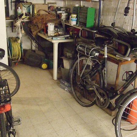 Guestrooms Bij Het Station Van Drongen Gante Exterior foto