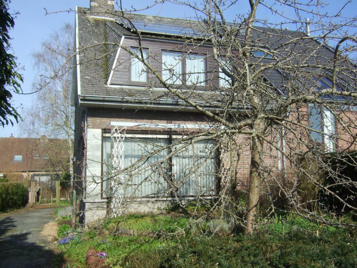 Guestrooms Bij Het Station Van Drongen Gante Exterior foto